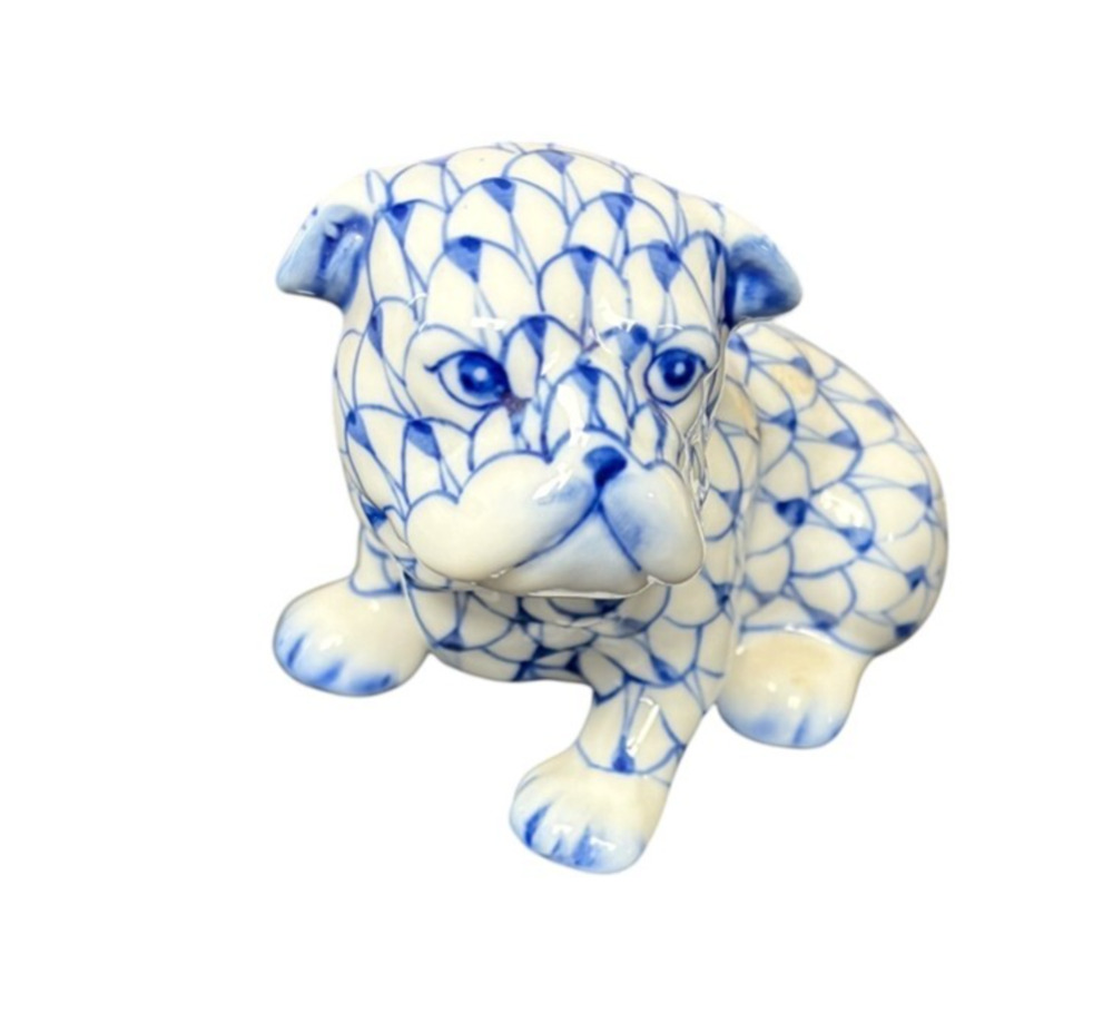 Vintage Chinese Ceramic Porcelain Bulldog Blue & White Fishnet Dog Traditional
